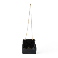 Chokore Chokore Crossbody Bag with Metal Closure (Black)